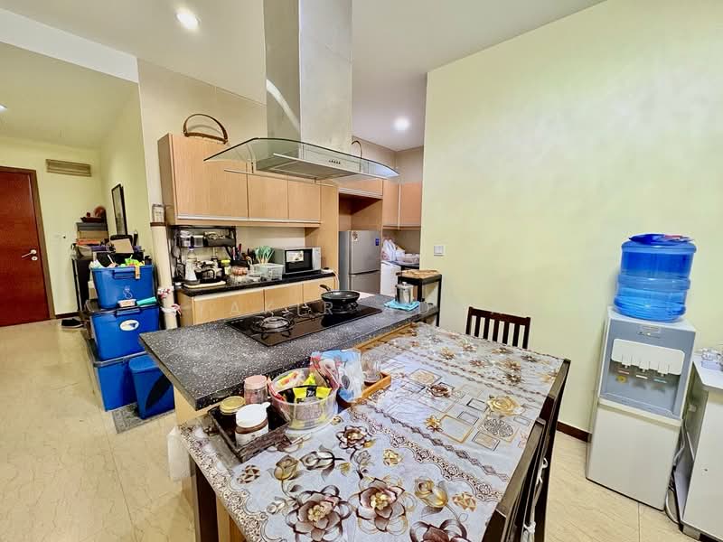 231 TR Serviced Suite untuk Untuk Dijual - RM 580,000, Mac 2026 - Kitchen - PropertyGuru.com.my