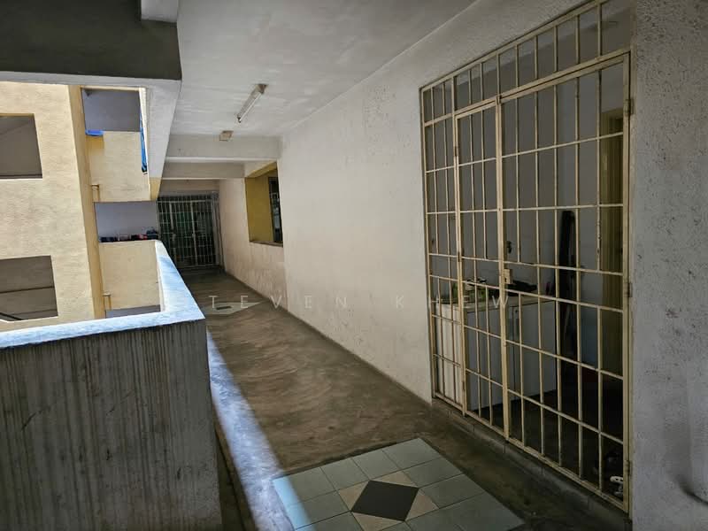 Apartment for Sale at Aman Puri Apartment - Steven Khew - Corridor - PropertyGuru.com.my