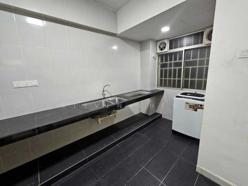 Pangsapuri untuk Dijual di Aman Puri Apartment - Steven Khew - Kitchen - PropertyGuru.com.my
