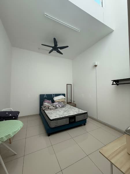 Rumah Kluster untuk Disewa di Taman Kluang Perdana (Kluang) - Shanel Tee - Bedroom - PropertyGuru.com.my