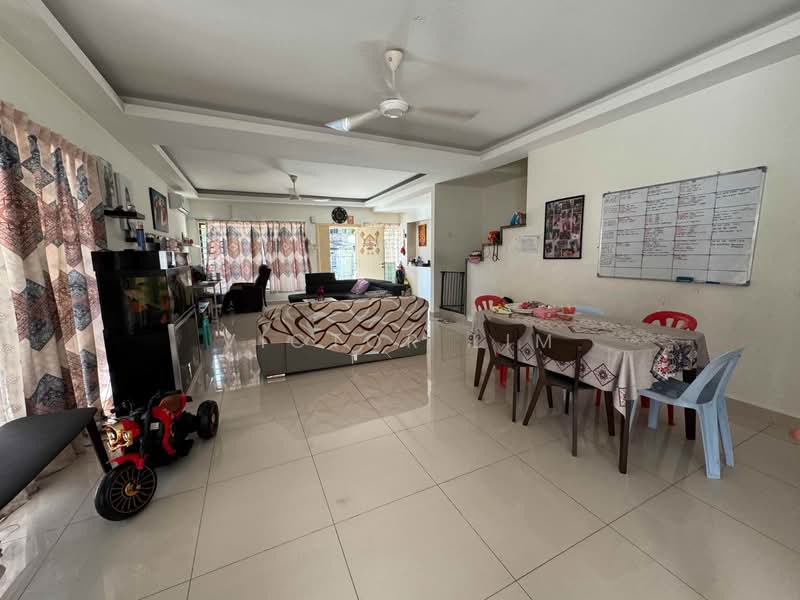 Kim Crest @ Puchong Hartamas untuk Untuk Dijual - RM 1,200,000, Mac 2026 - Living Room - PropertyGuru.com.my