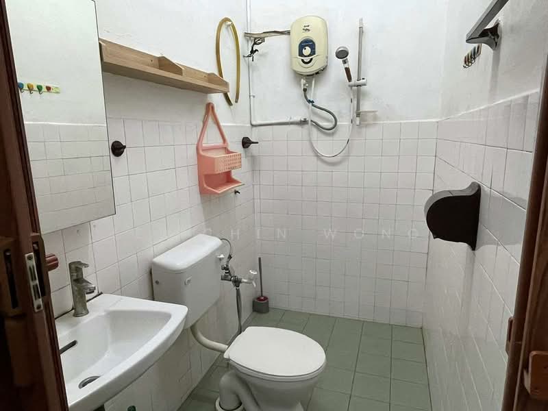 1-storey Terraced House for Sale in Kulai (Johor) - Lee Chin Wong - PropertyGuru.com.my