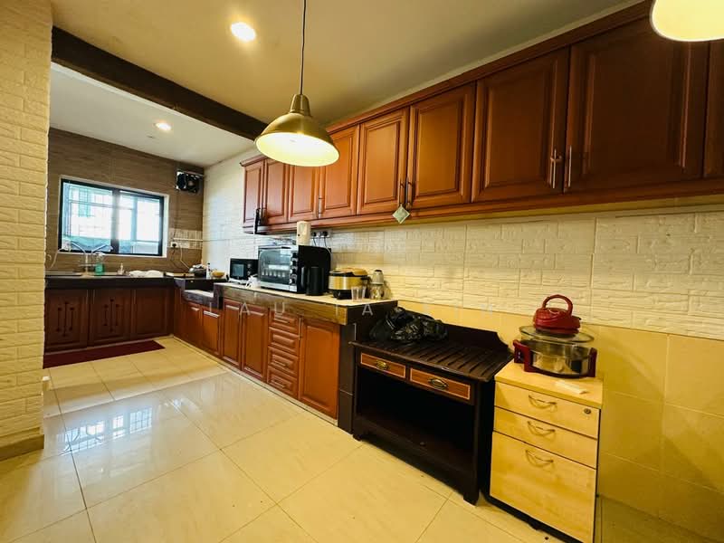 2-storey Terraced House for Sale in Subang Jaya (Selangor) - Lau Ia Ein - Kitchen - PropertyGuru.com.my