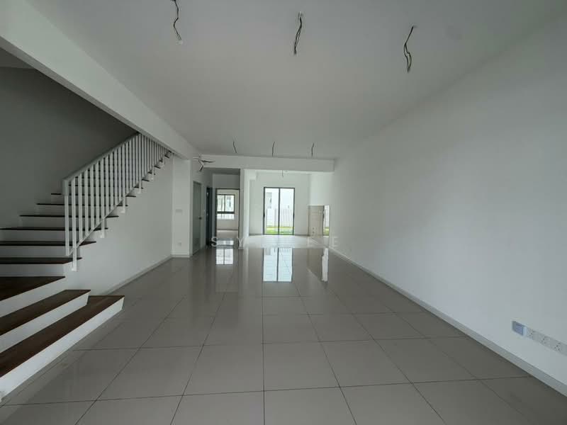 2-storey Terraced House for Sale in Bandar Gamuda Cove (Dengkil) - SY Lee - Living Room - PropertyGuru.com.my