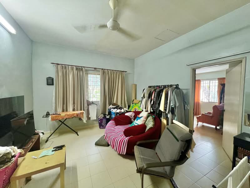 2-storey Terraced House for Sale in Ampang Jaya (Ampang) - Firdaus Husin - Living Room - PropertyGuru.com.my