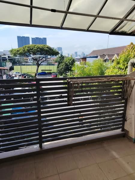 Rumah Teres 2.5 Tingkat untuk Disewa di Taman Dato Senu (Sentul) - Aaron Ong - Balcony - PropertyGuru.com.my