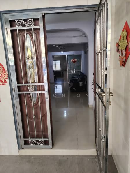 Rumah Teres 2.5 Tingkat untuk Disewa di Taman Dato Senu (Sentul) - Aaron Ong - Entrance - PropertyGuru.com.my