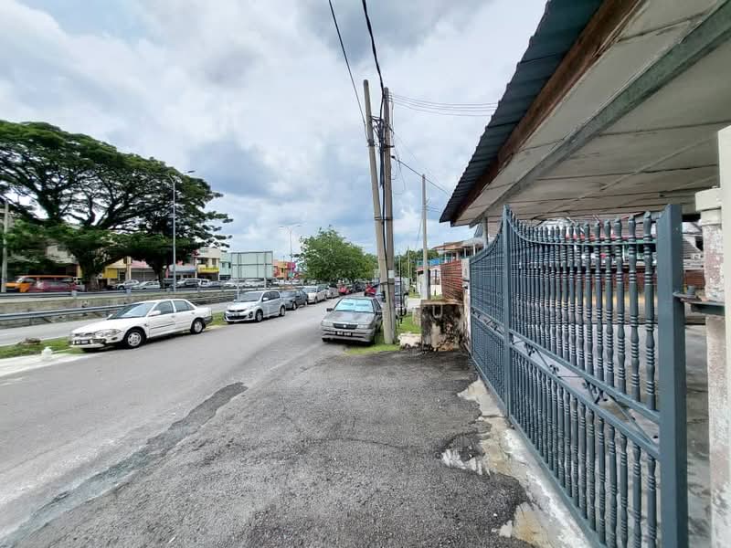 Taman Bukit Teratai untuk Untuk Dijual - RM 630,000, Mac 2026 - Exterior - PropertyGuru.com.my