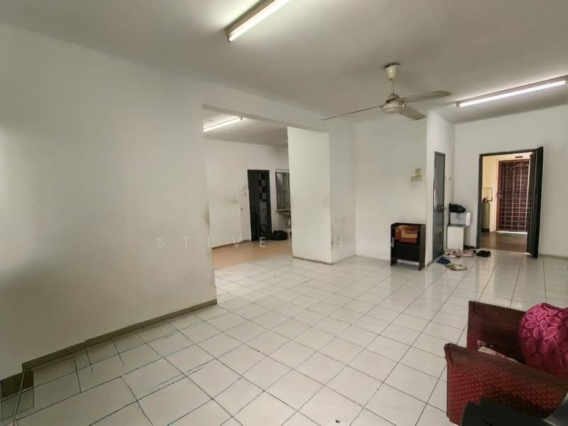 Condominium for Sale at Sri Suajaya Condominium - Steve Chen - Living Room - PropertyGuru.com.my