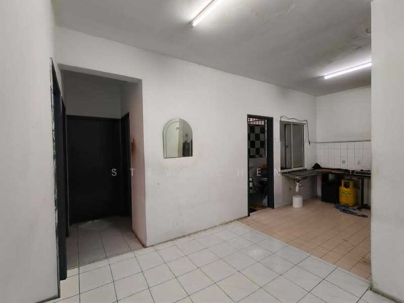 Condominium for Sale at Sri Suajaya Condominium - Steve Chen - Kitchen - PropertyGuru.com.my