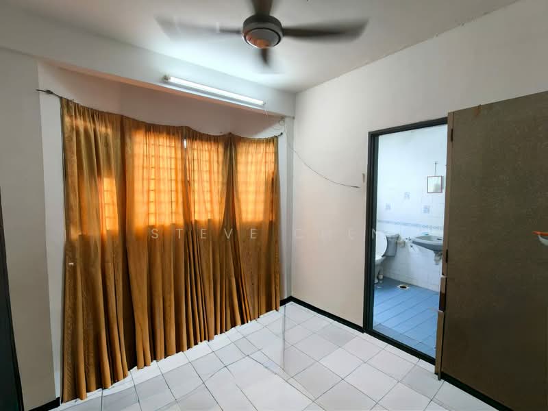 Condominium for Sale at Sri Suajaya Condominium - Steve Chen - Bathroom - PropertyGuru.com.my
