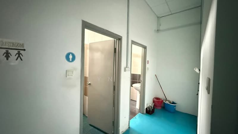 Factory for Sale in Iskandar Puteri (Nusajaya) (Johor) - Elyn Tay - Bathroom - PropertyGuru.com.my