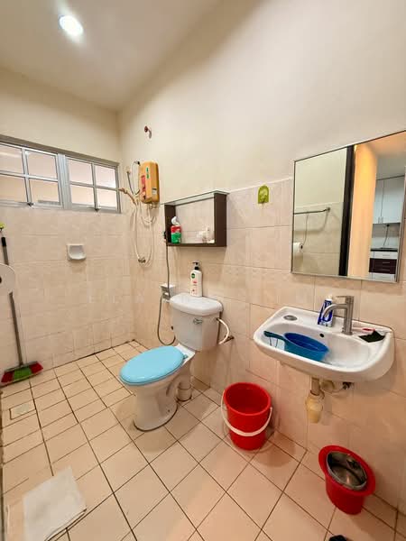 2-storey Terraced House for Sale in Bandar Putra (Kulai) - Elaine Sim - Bathroom - PropertyGuru.com.my