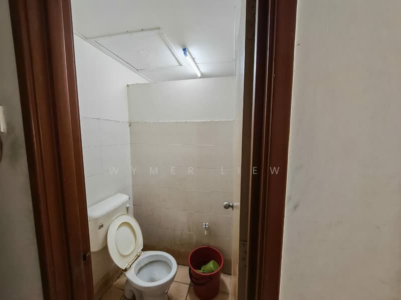 Apartment for Sale at Ixora - Wymer Liew - Bathroom - PropertyGuru.com.my
