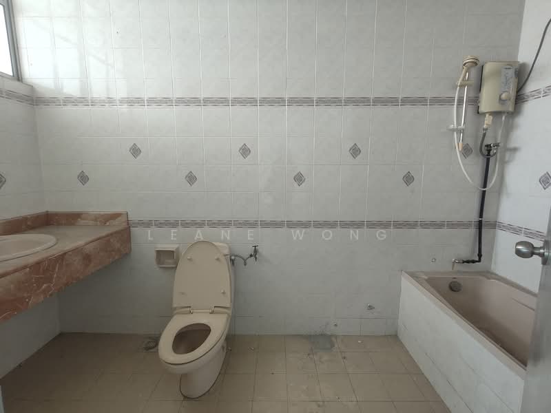 Condominium for Sale at Heritage - Leane Wong - Bathroom - PropertyGuru.com.my