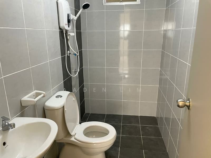 Apartment for Rent at Idaman Melur @ Cybersouth - Aaden Lim - Bathroom - PropertyGuru.com.my