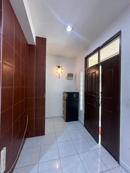 2-storey Terraced House for Rent in Taman Desa Tebrau (Tebrau) - Li Wei - Entrance - PropertyGuru.com.my