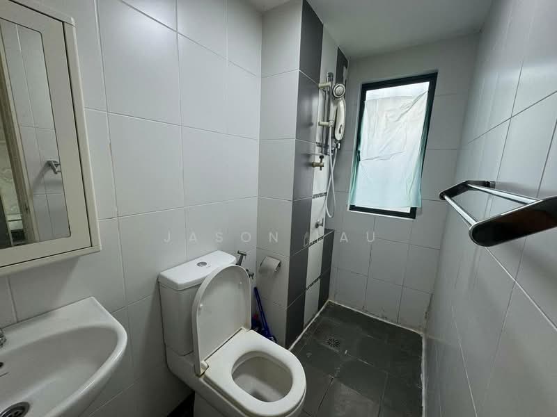 Service Residence for Sale at Zeva @ Equine South - Jason Lau - Bathroom - PropertyGuru.com.my