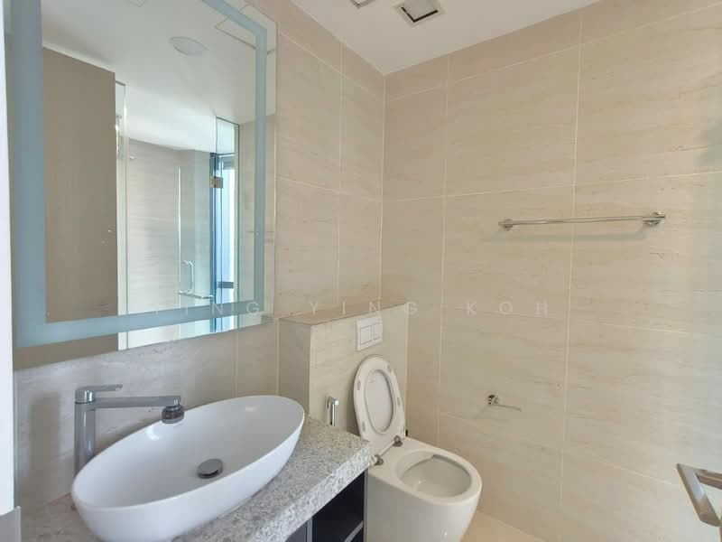 Service Residence for Sale at Star Residences Two - Ying Ying Koh - Bathroom - PropertyGuru.com.my