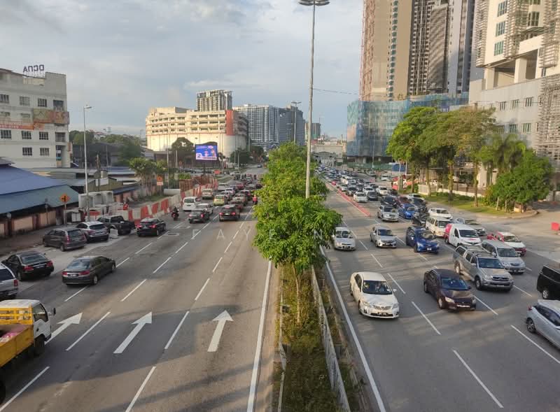 Shop for Rent in Jalan Klang Lama (Old Klang Road) (Kuala Lumpur) - Faye Ng - PropertyGuru.com.my