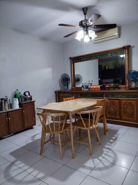 3-storey Terraced House for Sale in Sungai Besi (Kuala Lumpur) - TC Hou - PropertyGuru.com.my