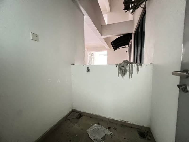Kondominium untuk Dijual di The Promenade - Calvin Keoh - Balcony - PropertyGuru.com.my