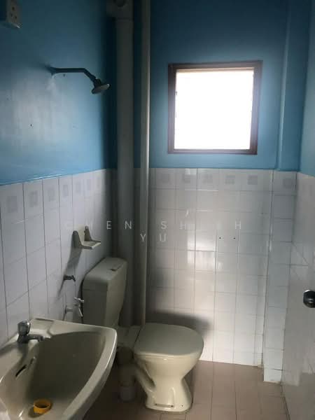 Apartment for Sale at Ria 2 Apartment - Chen Shieh Yu - Bathroom - PropertyGuru.com.my