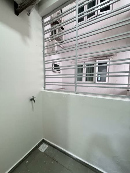 Service Residence for Sale at Seasons Amara Larkin - Jin Wong - Balcony - PropertyGuru.com.my