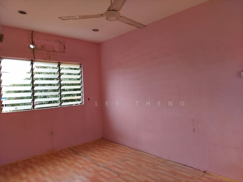 Untuk Dijual - 2 storey terrace | Raja Uda | near Apollo market | For Sale
