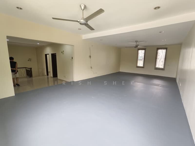 Kemuning Bayu untuk Untuk Dijual - RM 1,700,000, Mac 2026 - Living Room - PropertyGuru.com.my