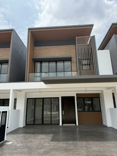 2-storey Terraced House for Sale in Bandar Gamuda Cove (Dengkil) - SY Lee - Exterior - PropertyGuru.com.my