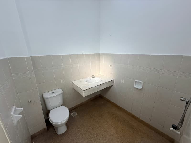 2-storey Terraced House for Sale in Kempas (Johor Bahru) - Kuu Chin - Bathroom - PropertyGuru.com.my