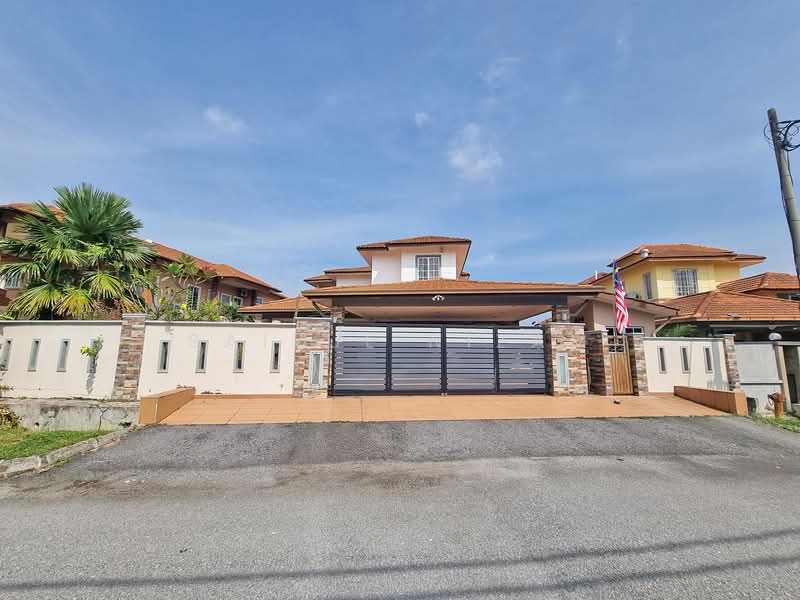 Bungalow for Sale in Bandar Bukit Mahkota (Bangi) - Saiful Nizam - Exterior - PropertyGuru.com.my