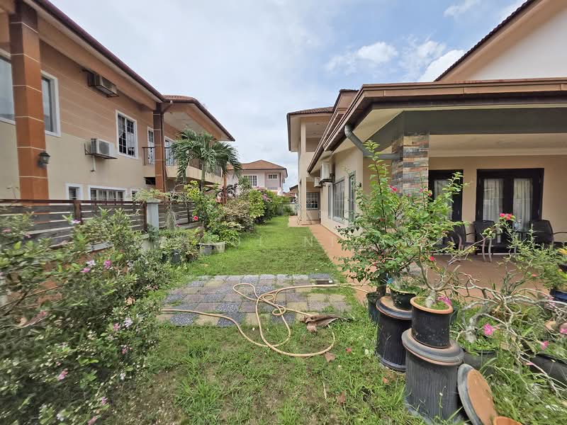 Bungalow for Sale in Bandar Bukit Mahkota (Bangi) - Saiful Nizam - Exterior - PropertyGuru.com.my