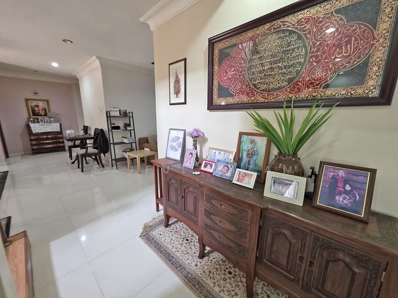 Bungalow for Sale in Bandar Bukit Mahkota (Bangi) - Saiful Nizam - Living Room - PropertyGuru.com.my