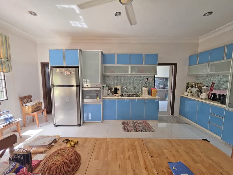 Bungalow for Sale in Bandar Bukit Mahkota (Bangi) - Saiful Nizam - Kitchen - PropertyGuru.com.my