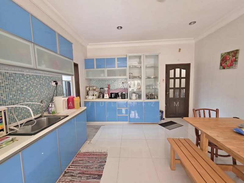 Bungalow for Sale in Bandar Bukit Mahkota (Bangi) - Saiful Nizam - Kitchen - PropertyGuru.com.my