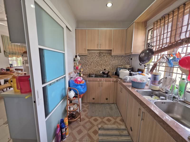Bungalow for Sale in Bandar Bukit Mahkota (Bangi) - Saiful Nizam - Kitchen - PropertyGuru.com.my