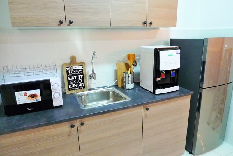 Condominium for Sale at Trinity Aquata - Ginny Seow - Kitchen - PropertyGuru.com.my