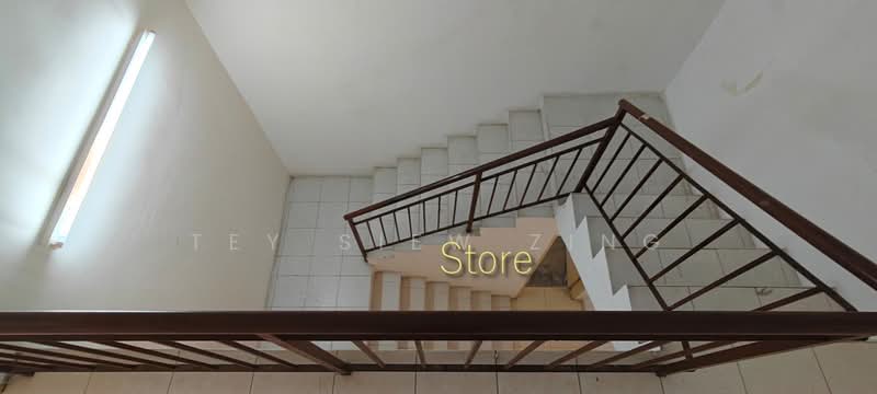 2-storey Terraced House for Sale in Taman Damai Utama (Bandar Kinrara) - Tey Siew Zing - Corridor - PropertyGuru.com.my