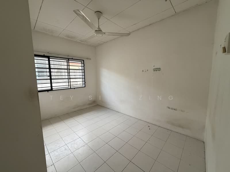 2-storey Terraced House for Sale in Taman Damai Utama (Bandar Kinrara) - Tey Siew Zing - Interior - PropertyGuru.com.my