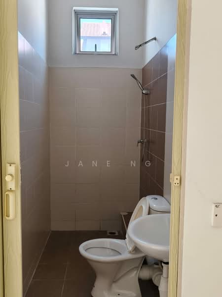 Taman Villa Seri Setia (Central Way) @ Bukit Tengah untuk Untuk Dijual - RM 600,000, Mac 2026 - Bathroom - PropertyGuru.com.my