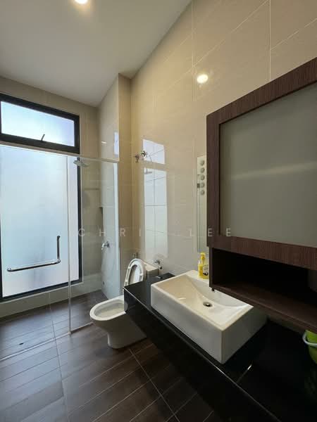 Bungalow for Sale in Telok Panglima Garang (Selangor) - Chris Lee - Bathroom - PropertyGuru.com.my