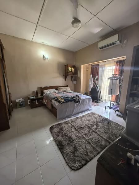 2-storey Terraced House for Sale in Taman Menglembu Impiana Adril (Menglembu) - Kelvin Chong - Bedroom - PropertyGuru.com.my