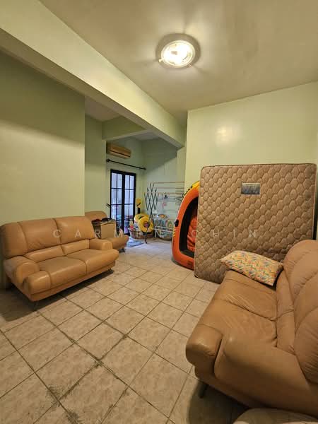 Condominium for Sale at Flora Green - Carmen Chin - Living Room - PropertyGuru.com.my