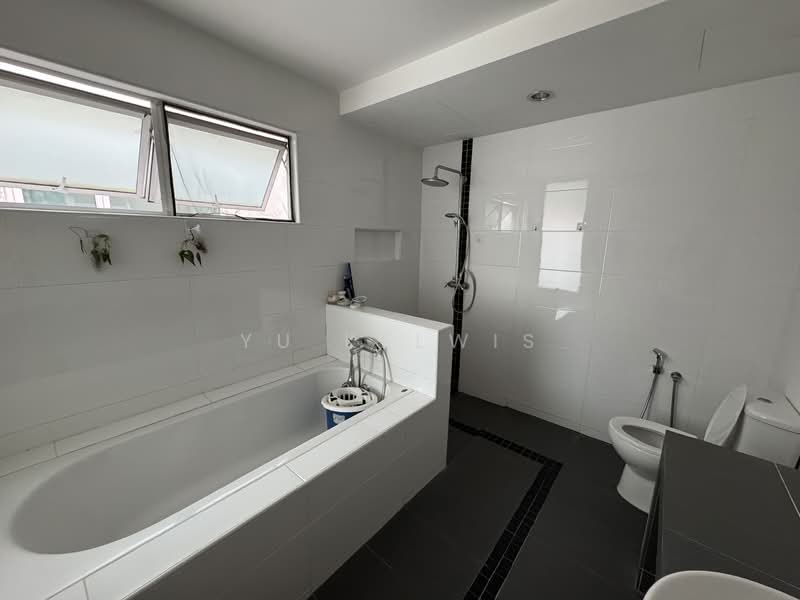 Service Residence for Rent at Ritze Perdana 2 - Yu Kelwis - Bathroom - PropertyGuru.com.my