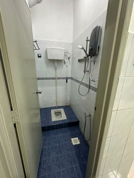 Terraced House for Rent in Johor Bahru (Johor) - KH Lim - Bathroom - PropertyGuru.com.my