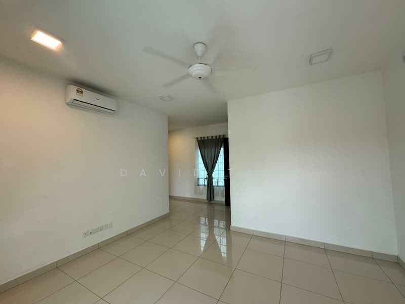 2.5-storey Terraced House for Sale in Cyberjaya (Selangor) - David Tan - Living Room - PropertyGuru.com.my