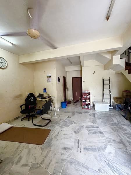 2-storey Terraced House for Sale in Putra Heights (Subang Jaya) - NORFADILAH ZAINUDDIN - Living Room - PropertyGuru.com.my