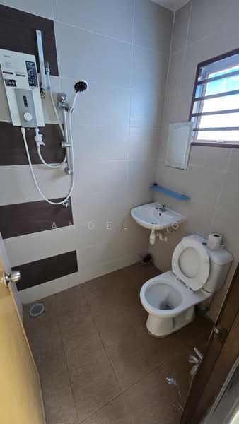 Bandar Mahkota Cheras untuk Untuk Dijual - RM 780,000, Mac 2026 - Bathroom - PropertyGuru.com.my